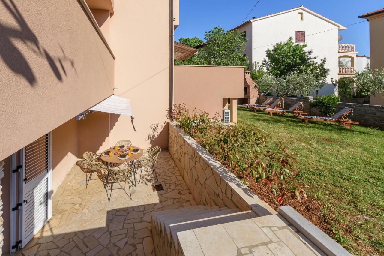 Studio Apartment Mali Medulin Extérieur photo